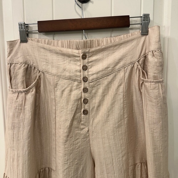 Polagram Tiered Tide Flowy Wide Leg Boho Palazzo Pants - Tan/Beige - L - Picture 4 of 5